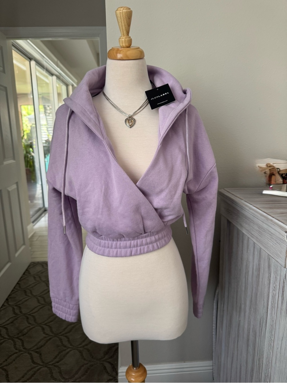 Jluxlabel Aulora Lilac Cropped Hoodie